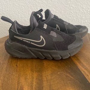 Nike Flex Runner 2 Little Kids' Shoe Size 12C